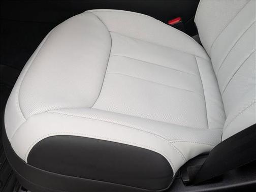 2026 Land Rover Range Rover Sport SE