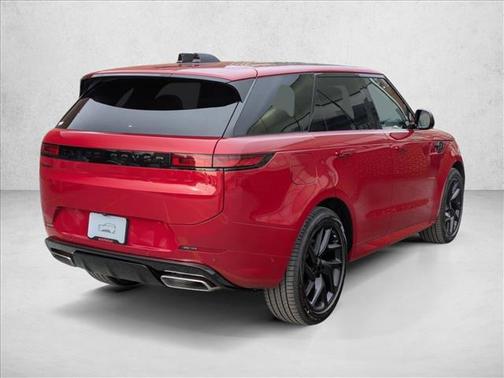2026 Land Rover Range Rover Sport SE