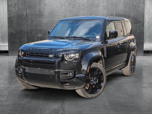 2025 Land Rover Defender 110 V8