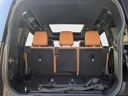 2023 Land Rover Defender 110 S