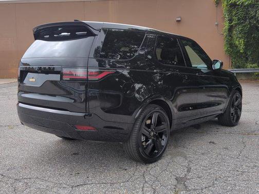 2024 Land Rover Discovery P360 Dynamic SE