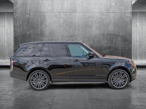 2022 Land Rover Range Rover SWB