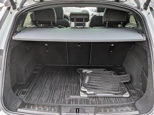 Fuji White 2020 Land Rover Range Rover Evoque R-Dynamic S