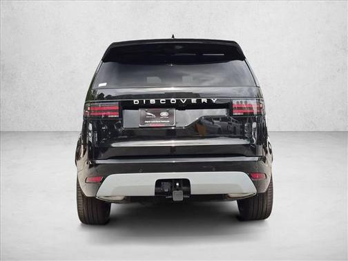 Santorini Black Metallic 2026 Land Rover Discovery Gemini Edition
