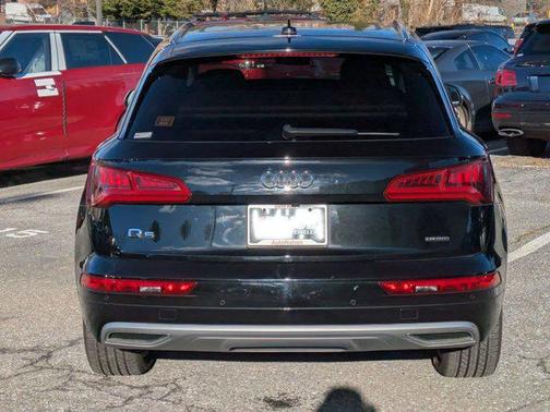 2019 Audi Q5 2.0T Premium Plus