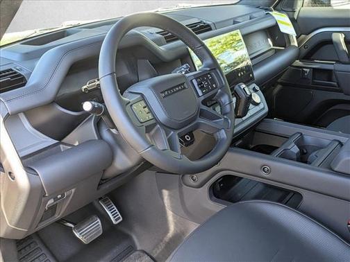 Petra Copper Premium Metallic 2026 Land Rover Defender P635 OCTA