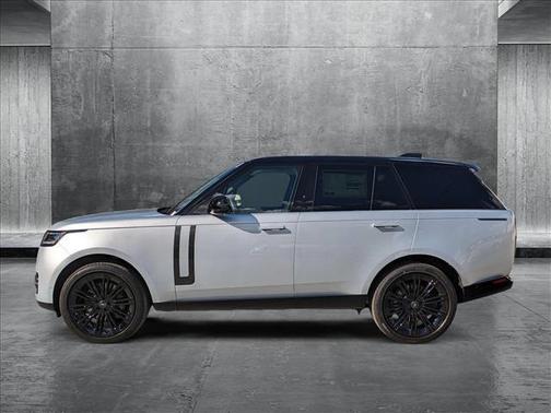 2025 Land Rover Range Rover P530 SE