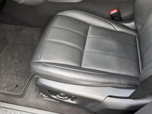 2025 Land Rover Range Rover Evoque Core S
