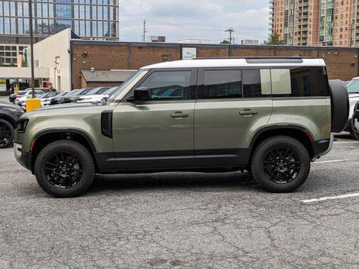 2025 Land Rover Defender 110 P300