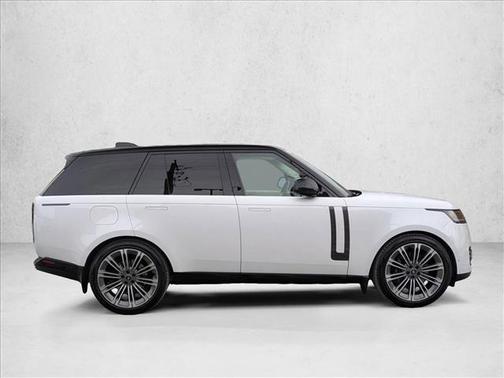 2024 Land Rover Range Rover P530 SE