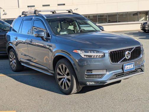 2019 Volvo XC90 T6 Momentum