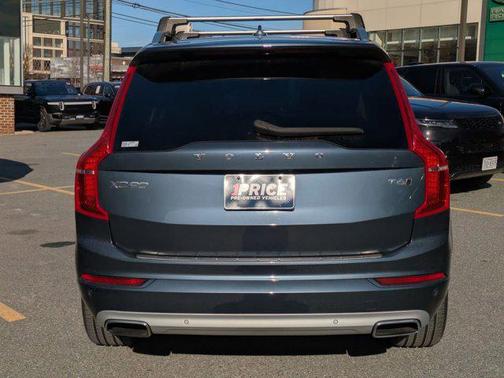 2019 Volvo XC90 T6 Momentum