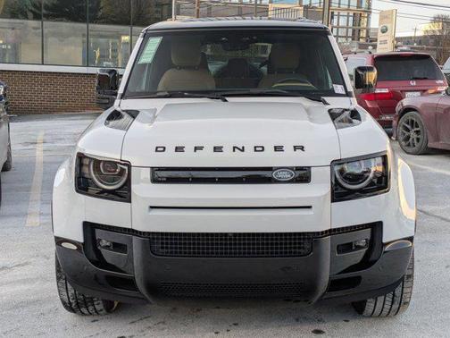 2026 Land Rover Defender P400 X-Dynamic SE