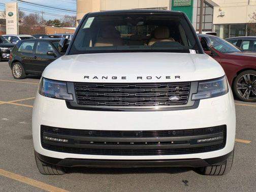 2026 Land Rover Range Rover P400 SE