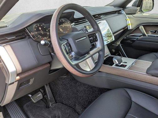 Charente Grey Premium Metallic 2026 Land Rover Range Rover P530 Autobiography 7 Seat