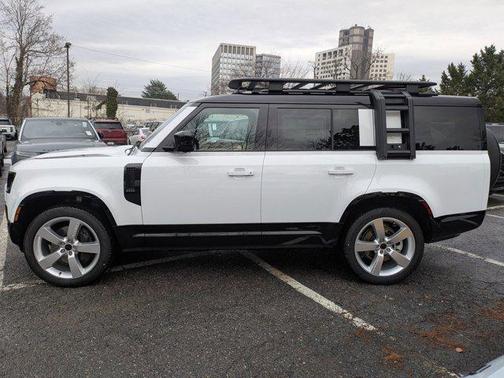 2026 Land Rover Defender P400 X-Dynamic SE