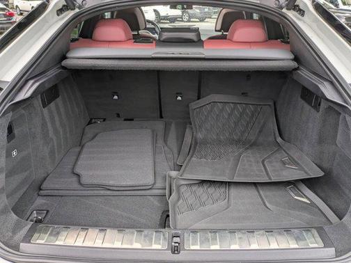 Alpine White 2024 BMW X6 xDrive40i