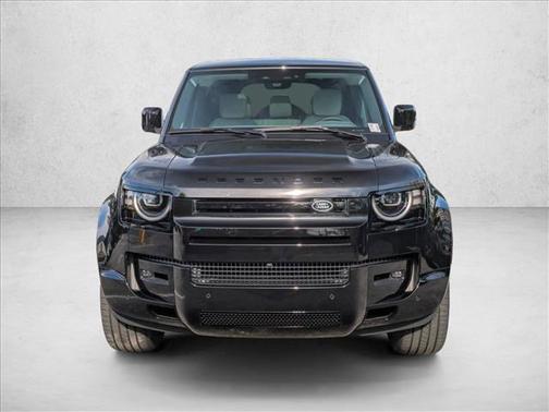 Santorini Black Metallic 2026 Land Rover Defender P400 X-Dynamic SE
