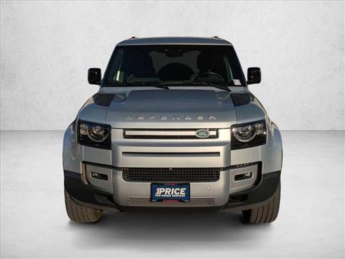 2023 Land Rover Defender 90 SE