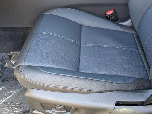 2026 Land Rover Range Rover Velar P250 S