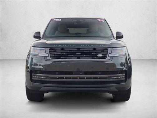 Belgravia Green Metallic 2024 Land Rover Range Rover P400 SE