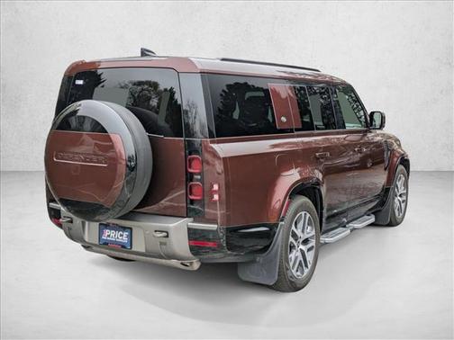 2024 Land Rover Defender 130 P400 X-Dynamic SE