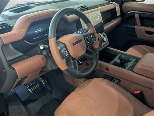 Charente Grey Premium Metallic 2026 Land Rover Defender P635 OCTA