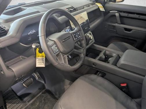 Narvik Black 2026 Land Rover Defender P635 OCTA Black