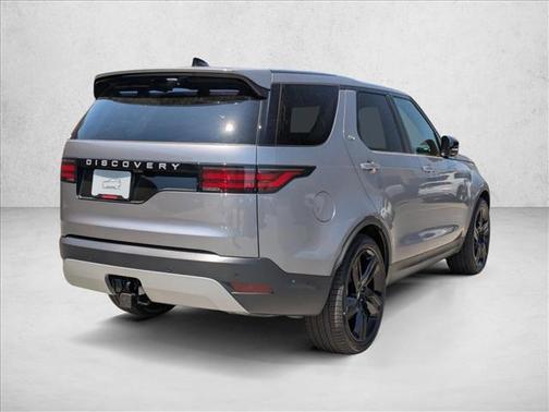 Eiger Grey Metallic 2026 Land Rover Discovery S