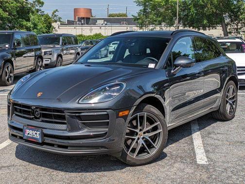 2024 Porsche Macan Base