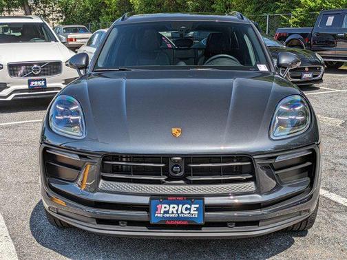 2024 Porsche Macan Base