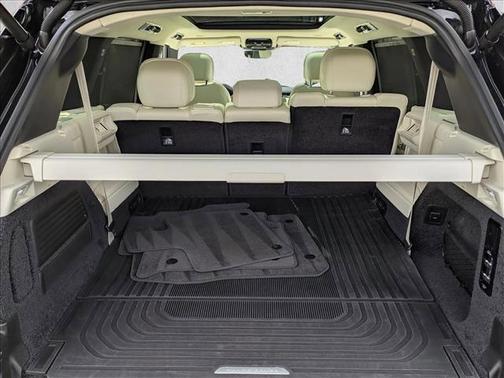 2024 Land Rover Range Rover P530 SE