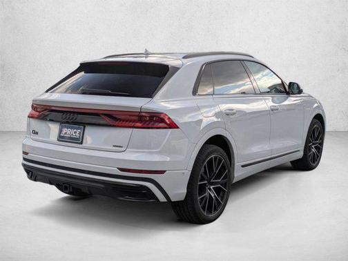 Glacier White Metallic 2023 Audi Q8 55 Premium Plus