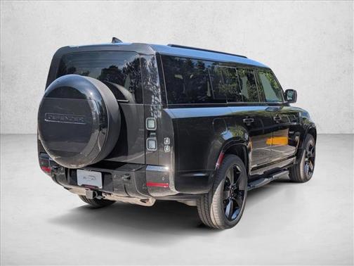Santorini Black Metallic 2026 Land Rover Defender P400 X-Dynamic SE
