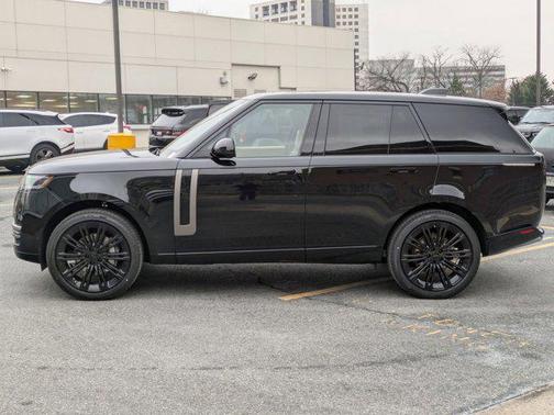 2026 Land Rover Range Rover P400 SE