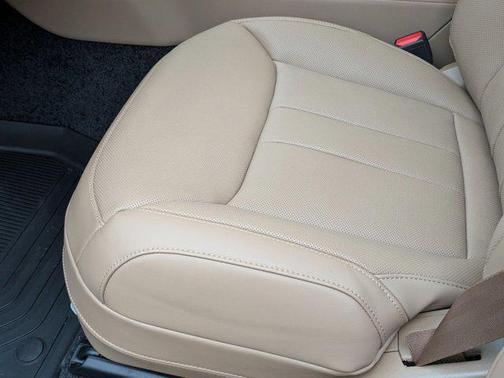 2026 Land Rover Range Rover P400 SE