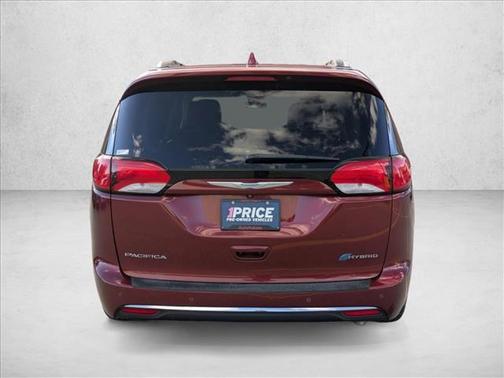 2018 Chrysler Pacifica Hybrid Touring L