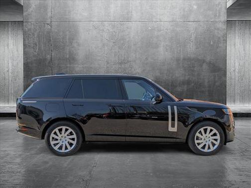 2023 Land Rover Range Rover P400 SE