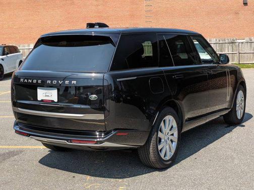 2023 Land Rover Range Rover P400 SE