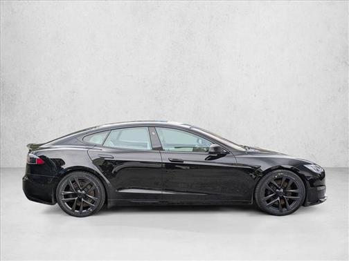 2022 Tesla Model S Plaid