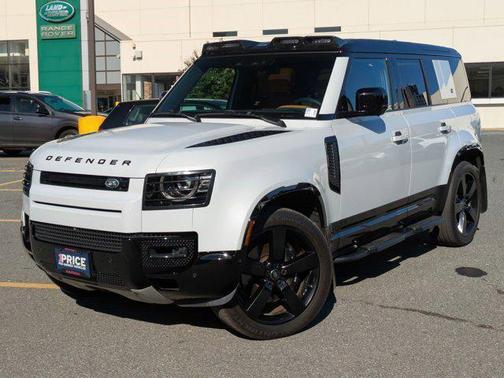2023 Land Rover Defender 110 V8