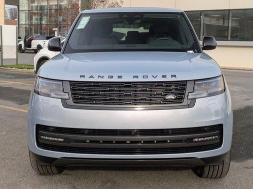 2026 Land Rover Range Rover P530 SE 7 Seat
