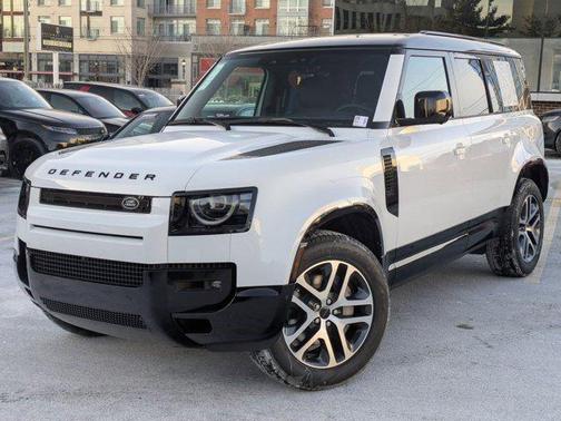 2026 Land Rover Defender P400 X-Dynamic SE