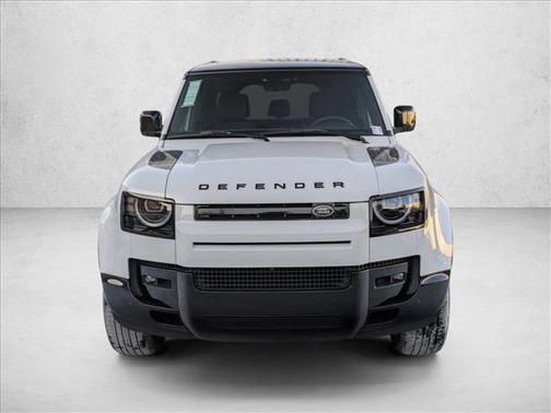 2026 Land Rover Defender P400 X-Dynamic SE