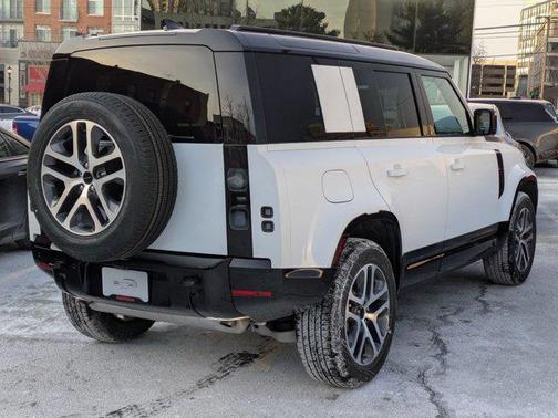 2026 Land Rover Defender P400 X-Dynamic SE