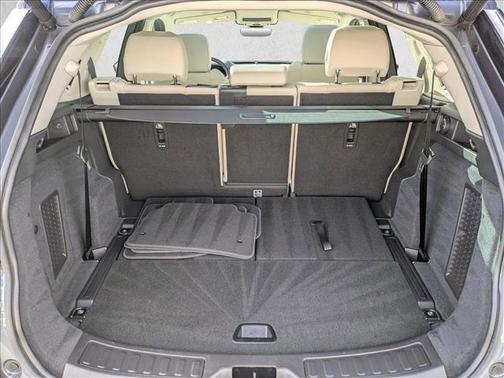 2025 Land Rover Discovery Sport S