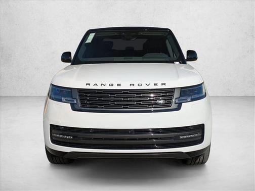 2026 Land Rover Range Rover P530 SE