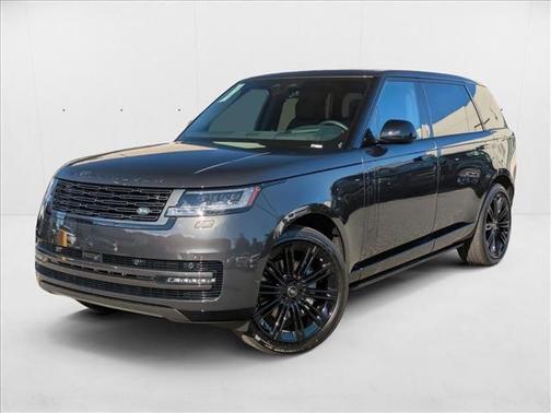 2025 Land Rover Range Rover P400 SE 7 Seat