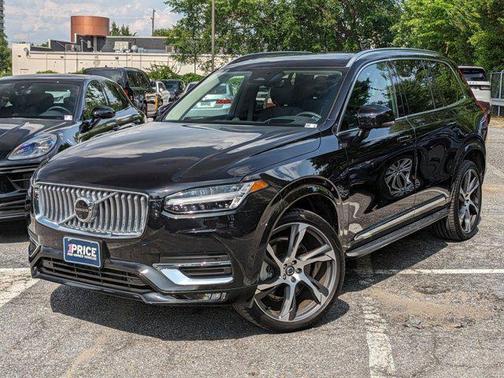 Onyx Black Metallic 2024 Volvo XC90 B6 Ultimate Bright Theme 7-Seater