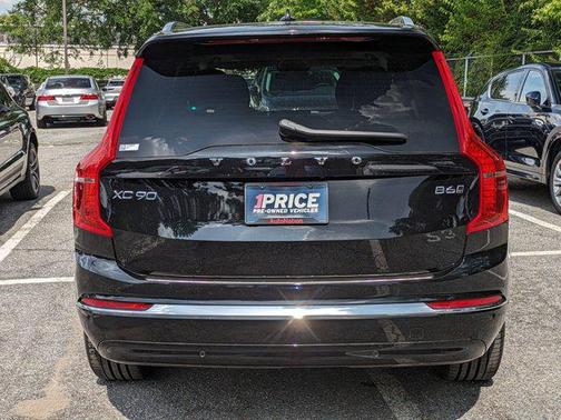Onyx Black Metallic 2024 Volvo XC90 B6 Ultimate Bright Theme 7-Seater